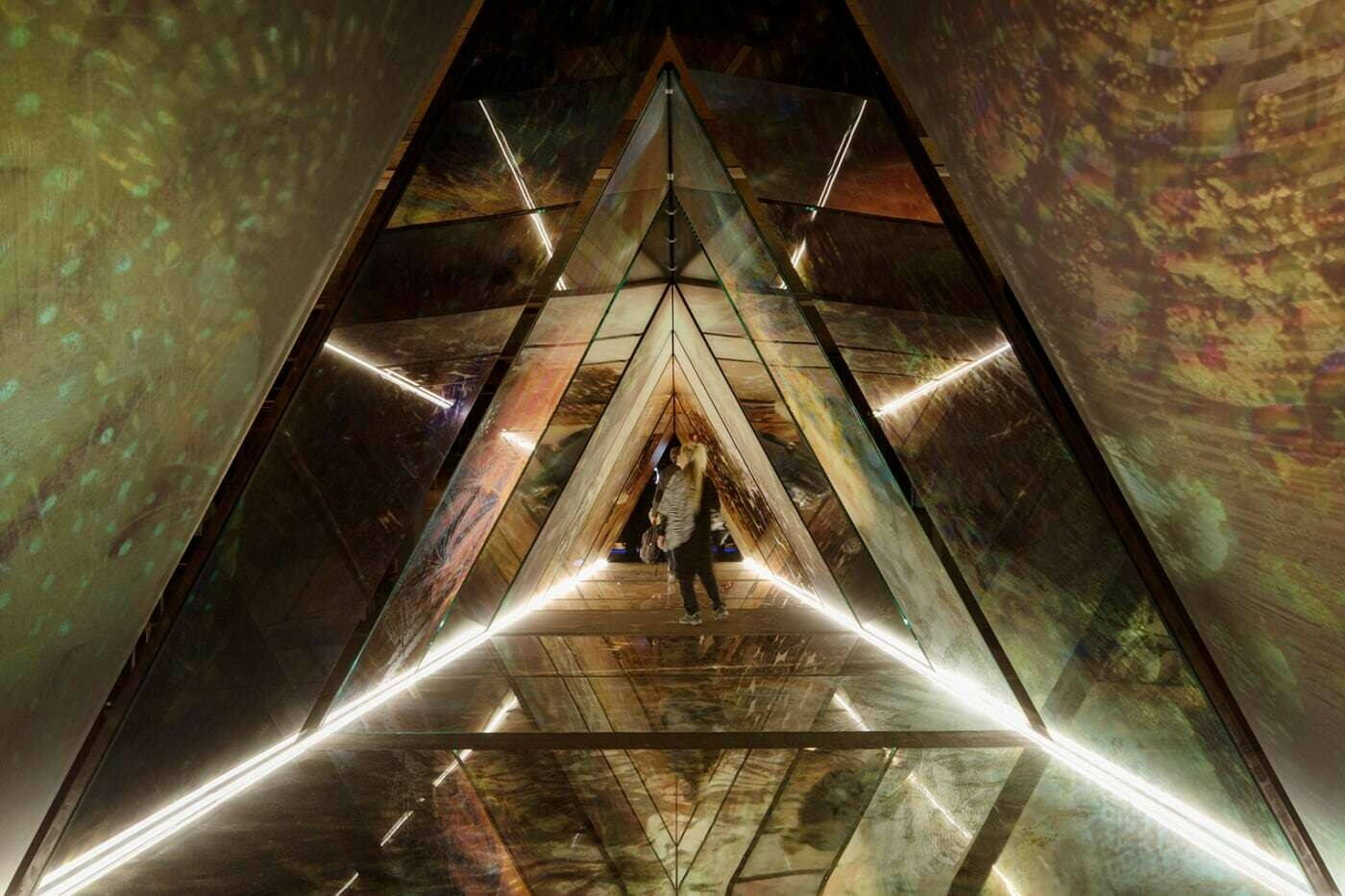 3D Avatar, Glas Trösch, Designers Saturday 2018, Virtual Reality, Flydisk Installation, interaktive Installation, Metamorphosentunnel, 3D Rendering, entdecken